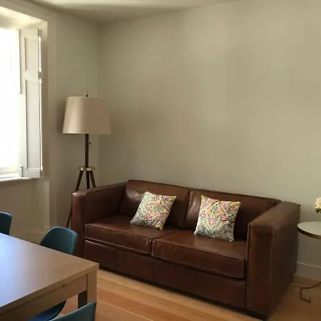Beautiful Graca Apartment